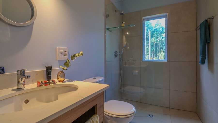 5 Bedroom Property for Sale in Narnia Western Cape